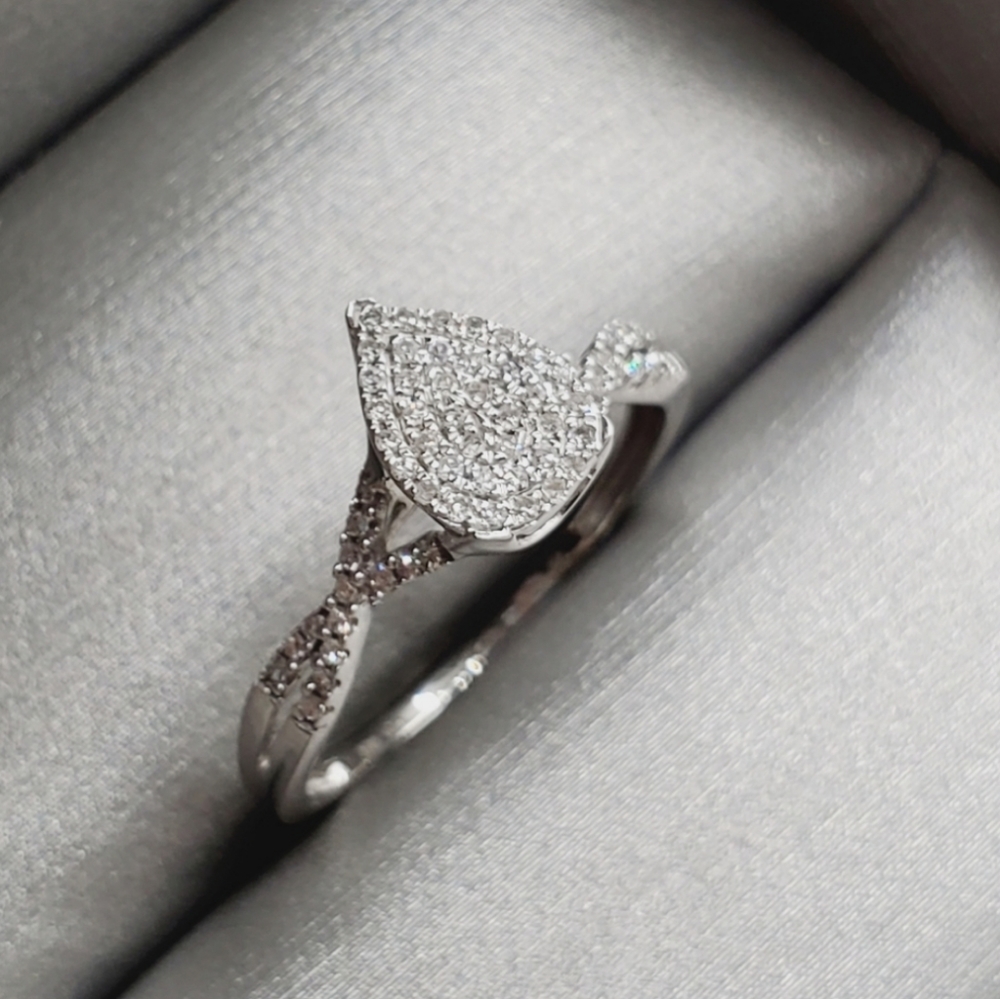 10k Solid White Gold Genuine Diamond Pave Pear Twist Ring - Picture 3 of 3